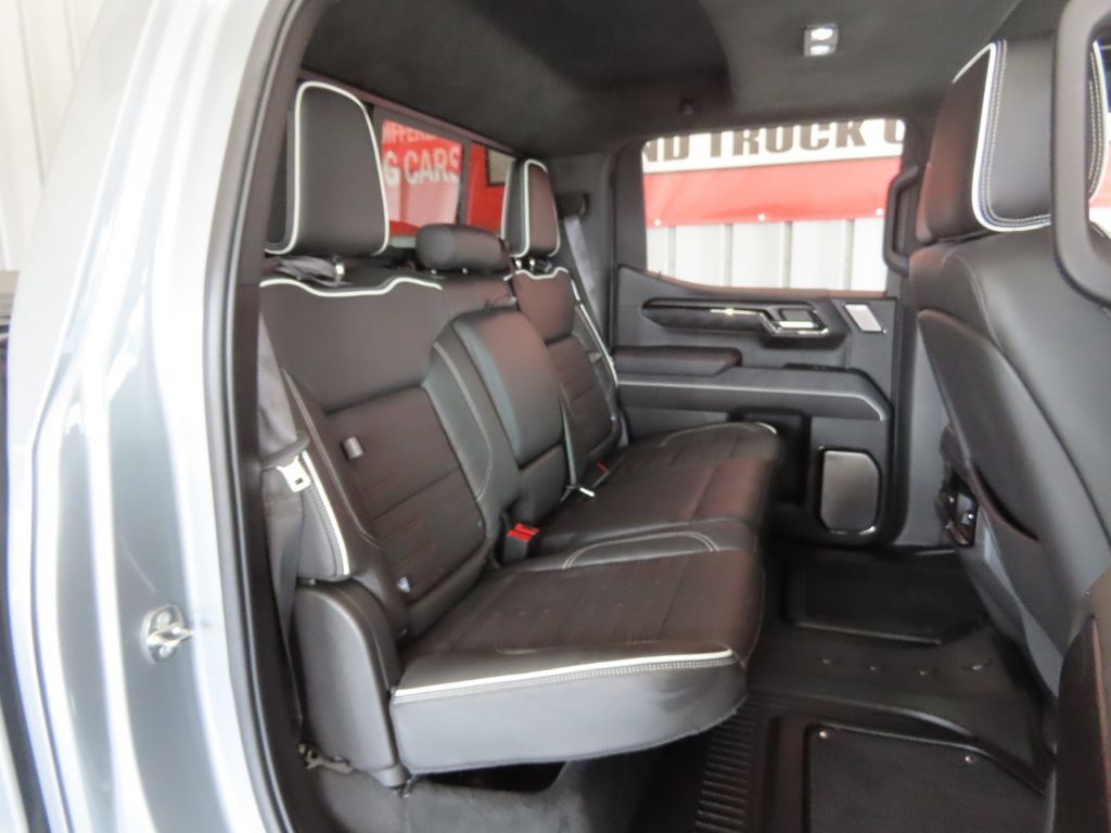 Used 2024 GMC Sierra 1500 AT4X AWD/4WD image 32