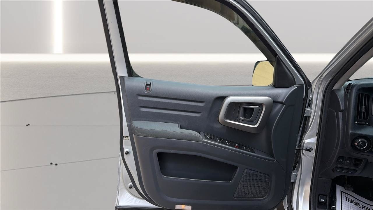 Used 2010 Honda Ridgeline RTS image 18