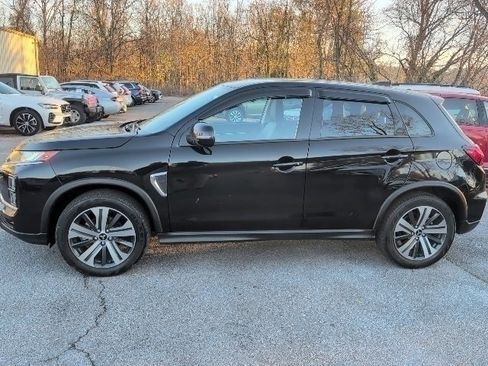 Used 2024 Mitsubishi Outlander Sport SE image 4