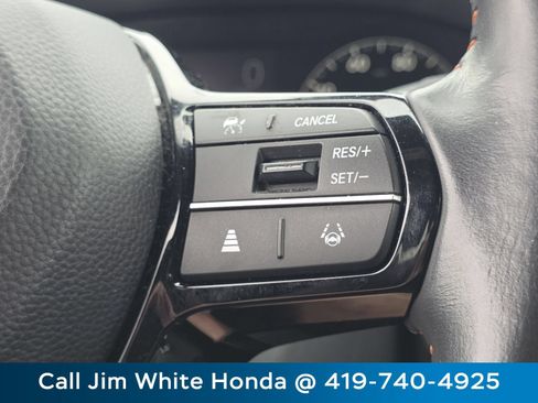 Certified 2024 Honda HR-V Sport image 31