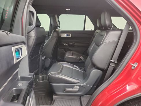 Used 2021 Ford Explorer ST w/ Equipment Group 401A image 11