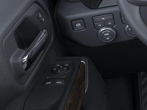 New 2025 GMC Sierra 2500 SLE image 22