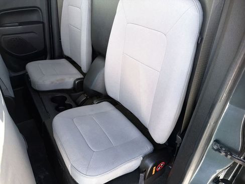 Used 2018 Chevrolet Colorado W/T w/ WT Convenience Package image 20