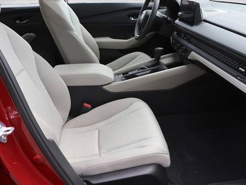 Used 2026 Honda Accord SE image 28