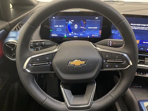 New 2026 Chevrolet Equinox EV LT FWD image 22