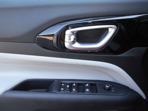 New 2026 Jeep Compass Limited AWD/4WD image 13