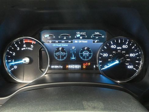 Used 2019 Ford F350 Lariat w/ Chrome Package image 36