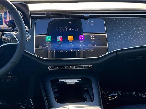 Used 2025 Mercedes-Benz E 350 Sedan image 6