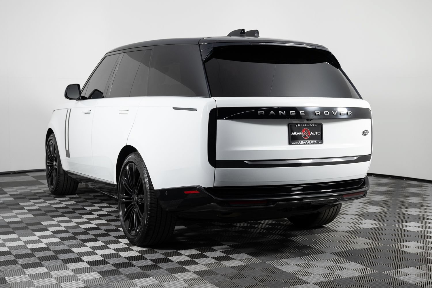 Used 2022 Land Rover Range Rover SE AWD/4WD image 5