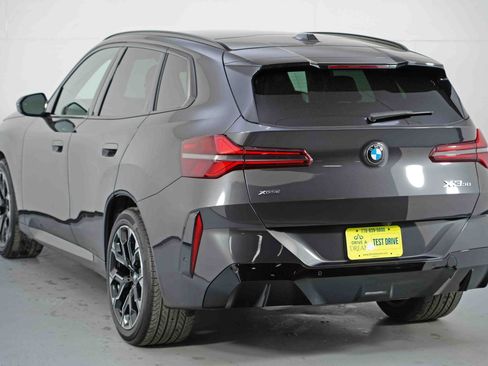 Used 2025 BMW X3 xDrive30i w/ Premium Package image 50