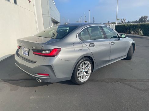 Used 2025 BMW 330i Sedan image 4