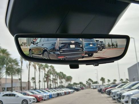 Used 2023 Cadillac Escalade ESV Premium Luxury RWD image 23