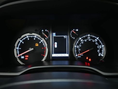 Used 2024 Toyota 4Runner TRD Off-Road image 13