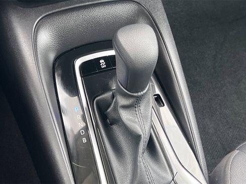 Certified 2025 Toyota Corolla LE image 22