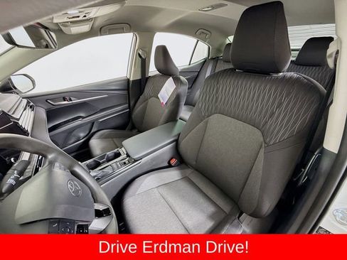 Certified 2025 Toyota Camry LE w/ Convenience Package image 5