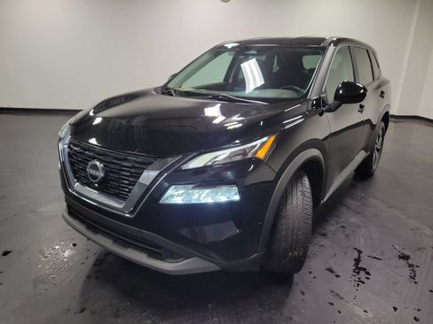 Used 2023 Nissan Rogue SV AWD/4WD image 4
