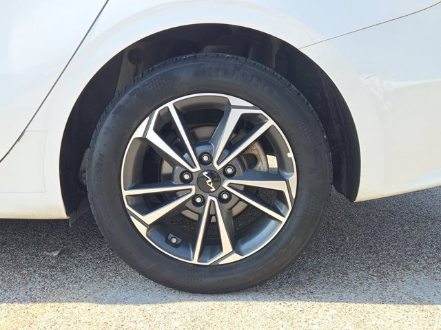 Used 2024 Kia Forte LXS FWD image 29