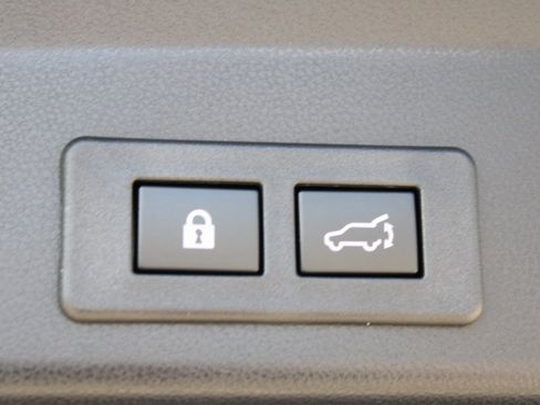 Used 2025 Subaru Ascent Bronze Edition w/ Onyx Package image 31