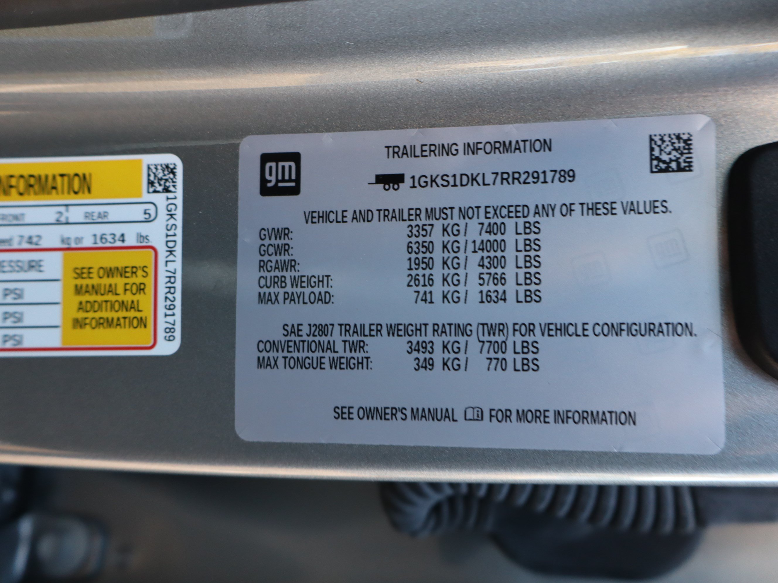 Used 2024 GMC Yukon Denali RWD image 43