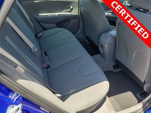 Used 2024 Hyundai Elantra SEL image 15