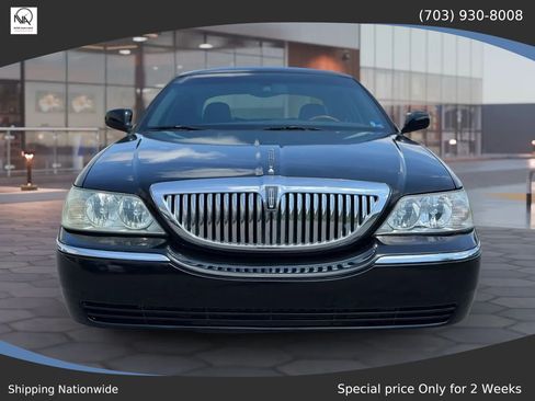 Used 2008 Lincoln Town Car Signature Limited RWD image 4