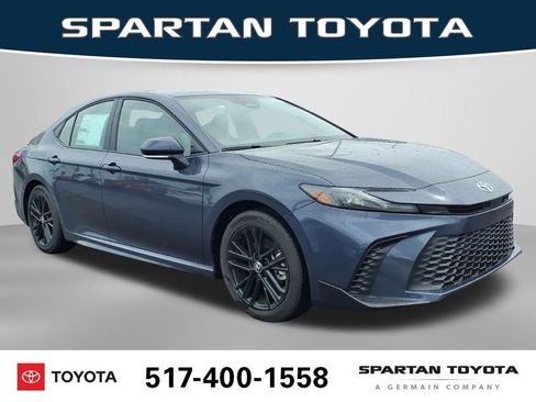 New 2026 Toyota Camry SE FWD image 5