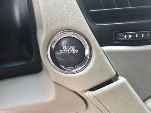 Used 2015 GMC Yukon XL Denali w/ Touring Package RWD image 34