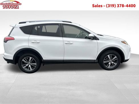 Certified 2018 Toyota RAV4 XLE image 7