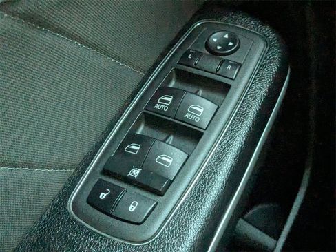 Used 2022 Dodge Charger Scat Pack image 33