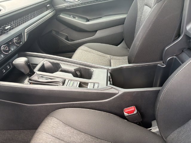 Used 2023 Honda Accord EX image 24