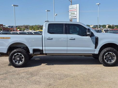 Used 2024 Ford F250 Lariat w/ Lariat Ultimate Package AWD/4WD image 2