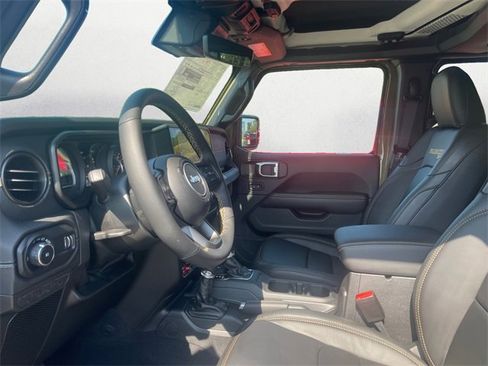 New 2025 Jeep Wrangler Unlimited Rubicon 392 image 9
