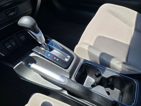Used 2015 Honda Civic EX-L image 19
