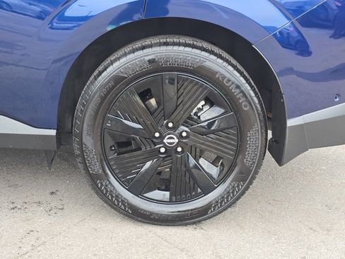 Used 2025 Nissan Murano SV image 32