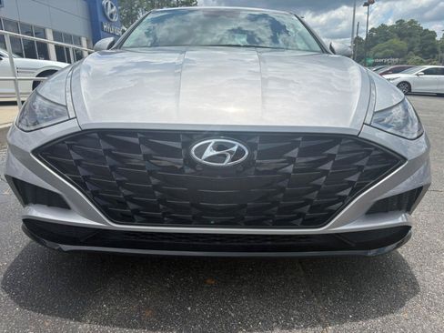 Used 2023 Hyundai Sonata SEL w/ Preferred Accessory Package FWD image 6