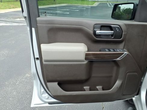 Used 2021 Chevrolet Silverado 1500 LT Trail Boss w/ Bed Protection Package AWD/4WD image 16