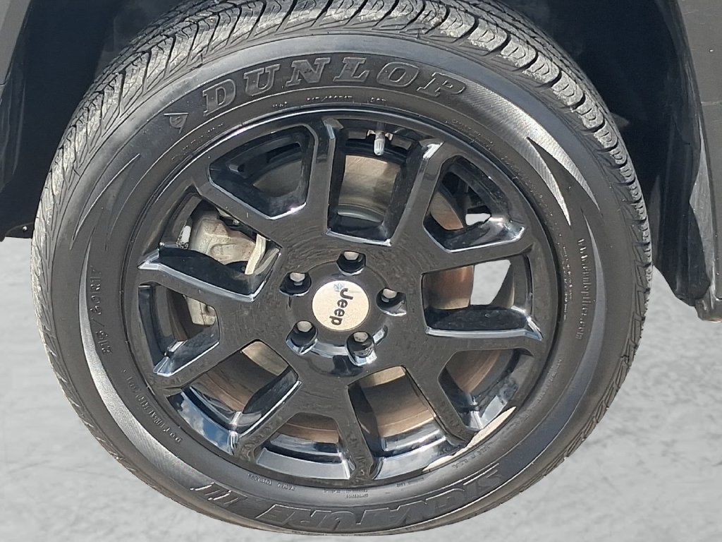 Used 2022 Jeep Renegade Latitude AWD/4WD image 23
