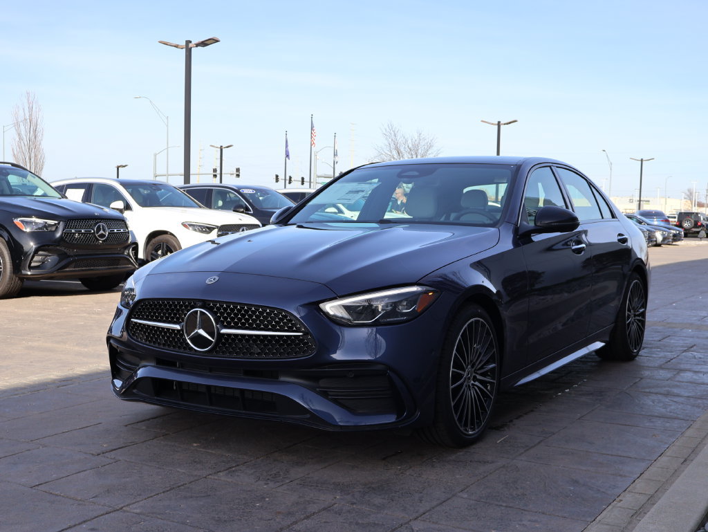 Used 2026 Mercedes-Benz C 300 4MATIC Sedan image 3
