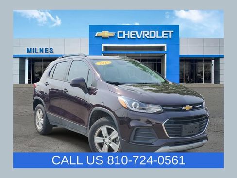 Certified 2022 Chevrolet Trax LT w/ LT Convenience Package AWD/4WD image 1