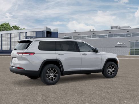 New 2025 Jeep Grand Cherokee L Limited image 4