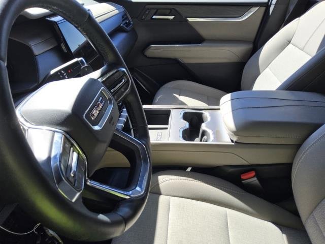 Used 2026 GMC Acadia Elevation FWD image 9