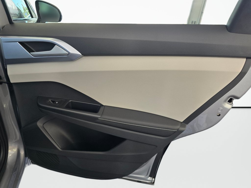 New 2026 Volkswagen Taos SE AWD/4WD image 38