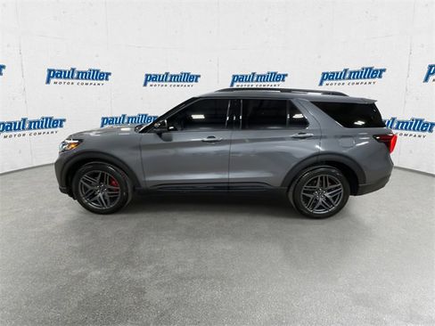 Used 2025 Ford Explorer ST w/ Sun And Sound Package image 6