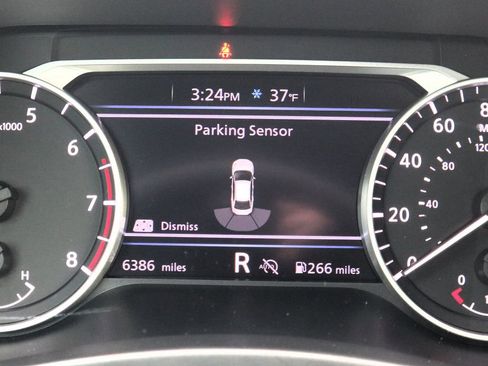 Used 2025 Nissan Sentra SR image 23