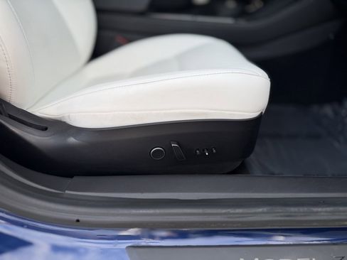 Used 2021 Tesla Model 3 Standard Range Plus image 35