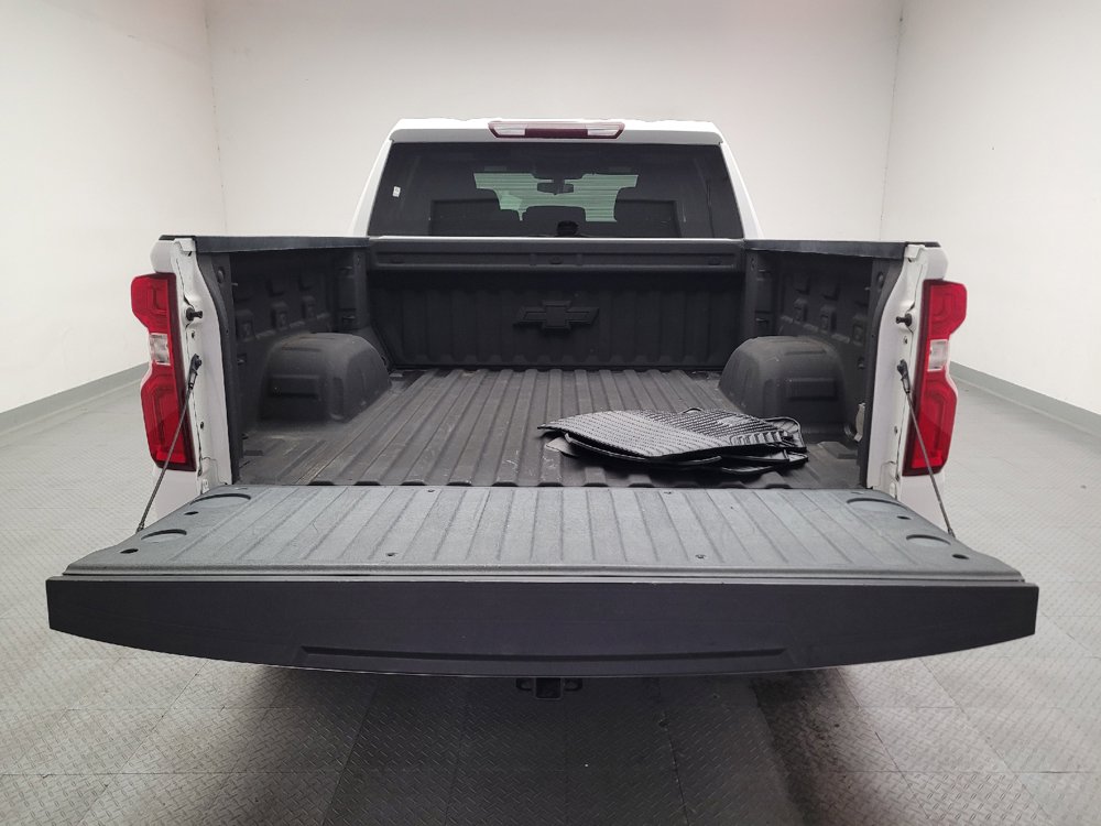 Used 2021 Chevrolet Silverado 1500 Custom w/ LPO, Dark Essentials Package RWD image 29