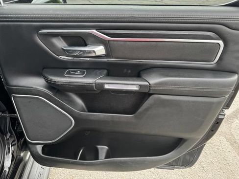 Used 2023 RAM 1500 Laramie AWD/4WD image 15