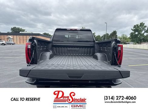 New 2026 GMC Sierra 3500 Denali w/ Denali Reserve Package AWD/4WD image 24