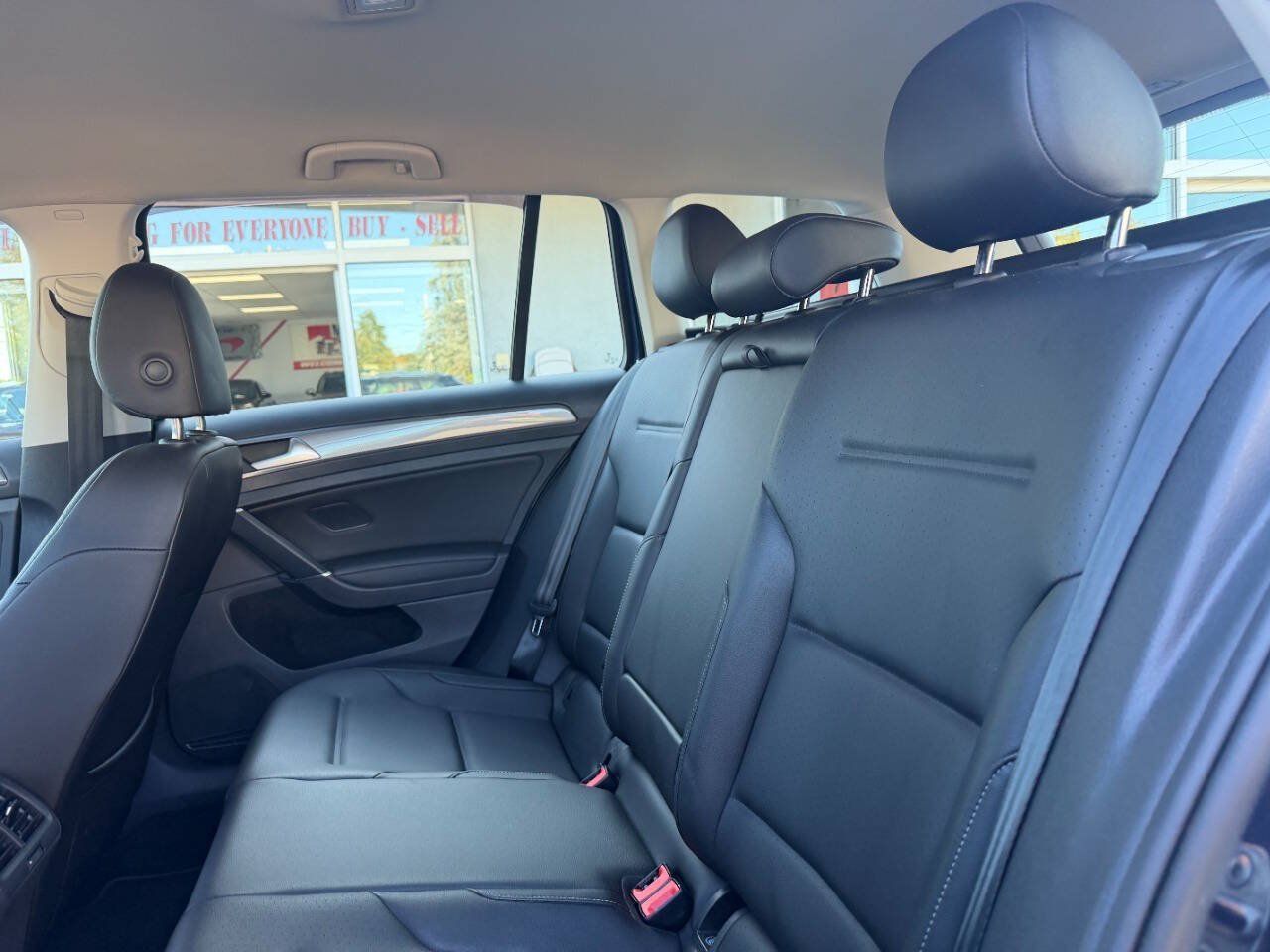 Used 2019 Volkswagen Golf Alltrack S AWD/4WD image 21