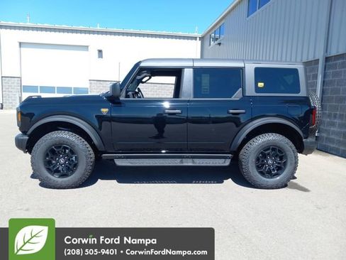 New 2026 Ford Bronco Badlands image 6